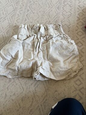 POSSE High-Waist Paperbag Linen Shorts - Light Beige